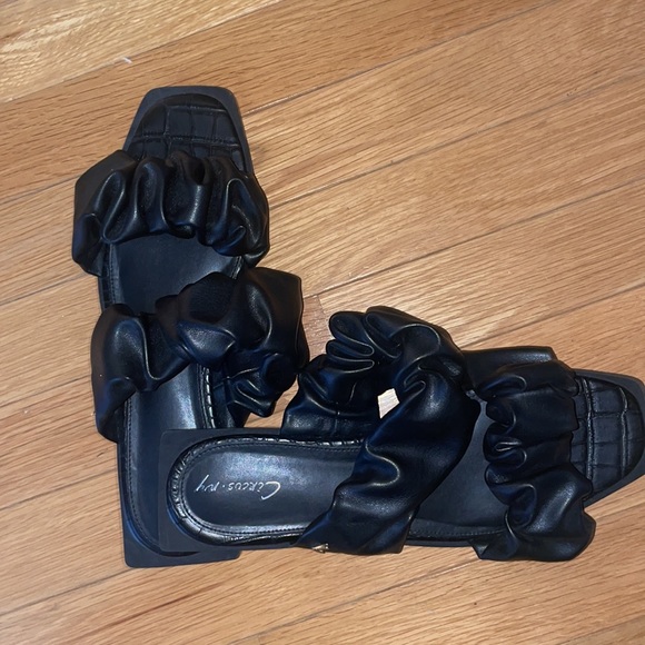 Circus by Sam Edelman Women's Iggy Ruched Strap Sandal Size 9 - Picture 7 of 9